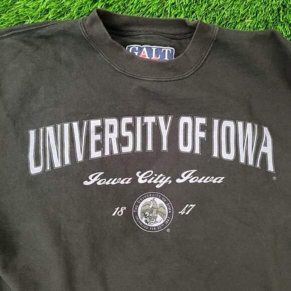 Vintage Y2K Iowa University Sweatshirt Small 19x28 Hawkeyes - Picture 10 of 15